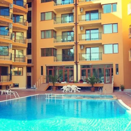 20 Sunny Beach